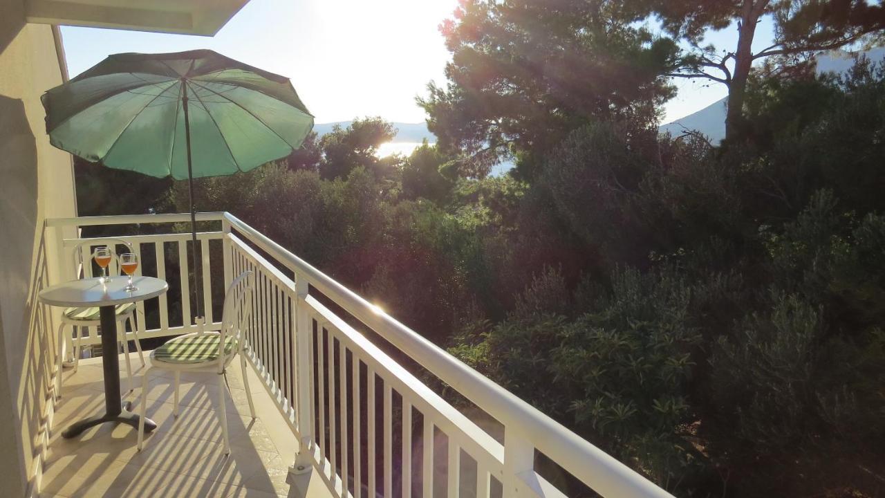 Beachfront Apartments Vala With A Swimming Pool Orebić Exterior foto